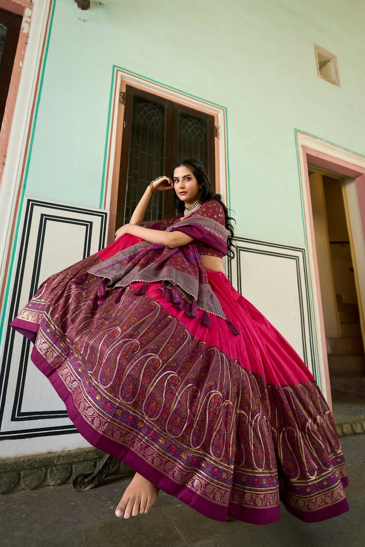 Vastranavya Kashmiri Print With Foil Print Lehenga With Unstitched Printed Blouse - Pink | Grocsy