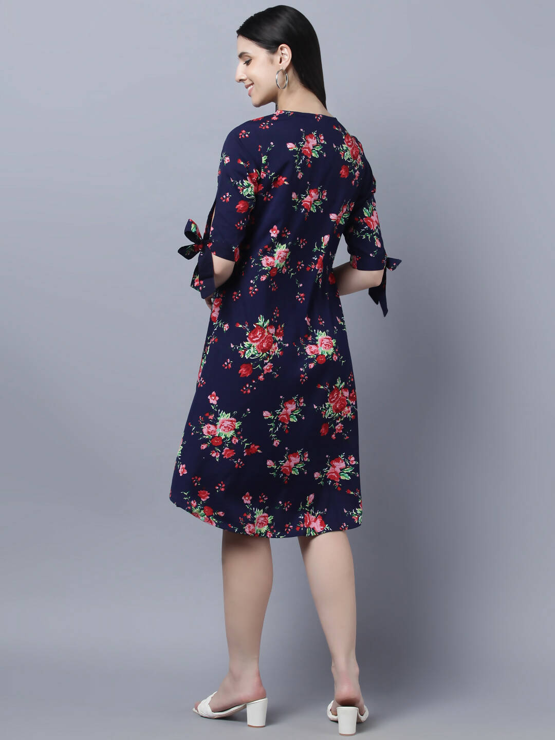 Myshka Women Navy Blue Pink Floral Print A-line Dress | Grocsy