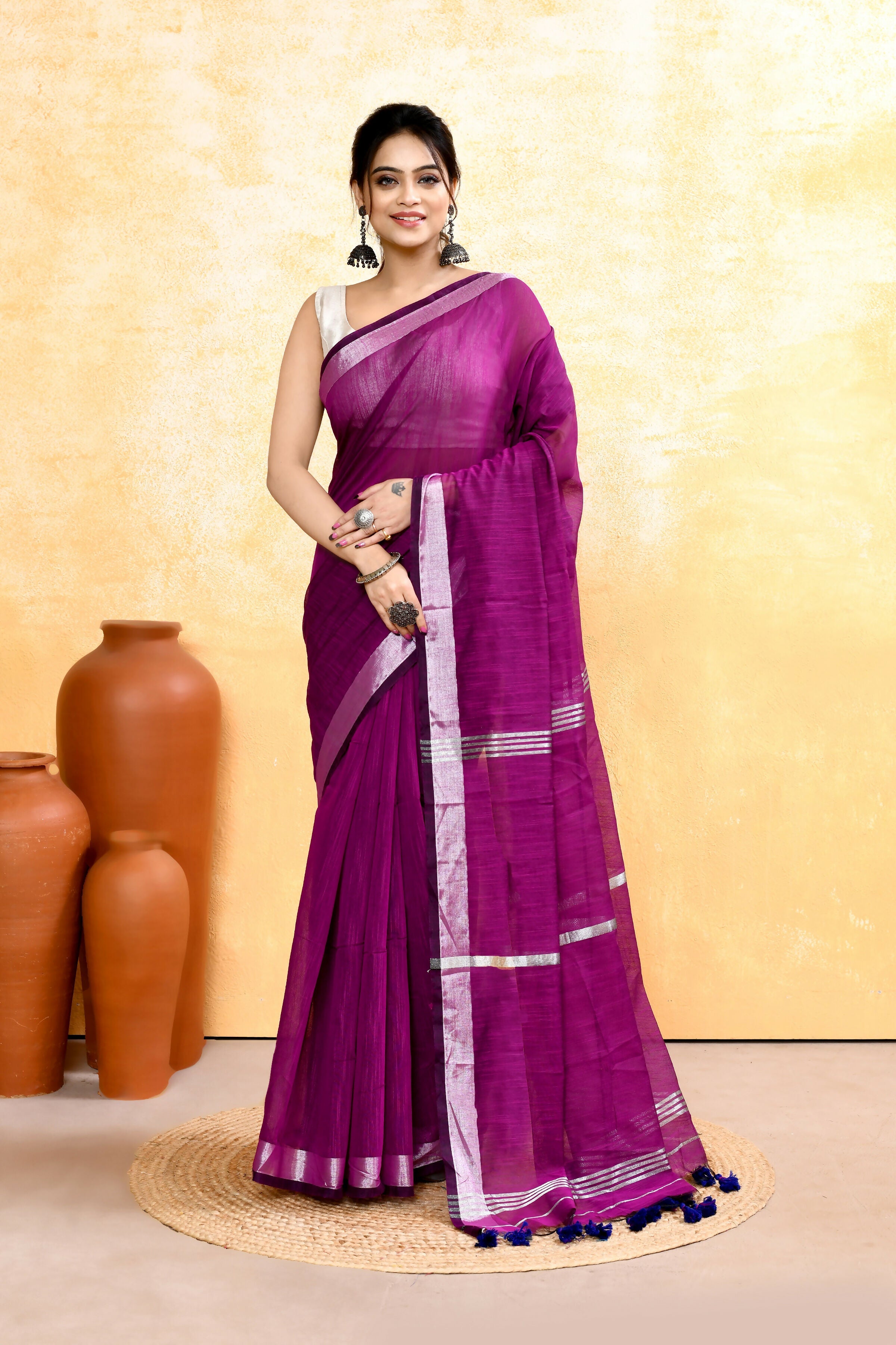 Piyari Fashion Women's Magenta Embellished Cotton Blend Zari Border Handloom Saree | Grocsy