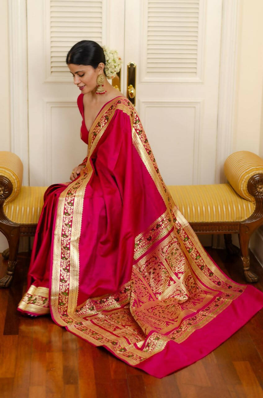 DEIANA'S Beautiful Designer Golden zari Soft Lichi Silk Saree - Pink | Grocsy