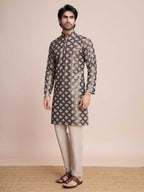 Vastranavya Traditional Festival Wear Pure Silk Thread & Sequence Embroidered Work Kurta | Grocsy