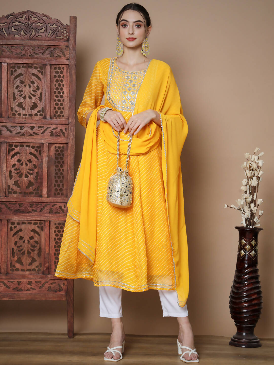 Myshka Women's Yellow Anarkali Kurta & With Dupatta | Grocsy