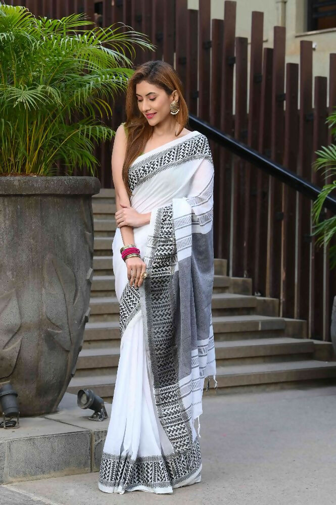 Beatitude White Cotton Jacquard Border Tangail Handloom Saree | Grocsy
