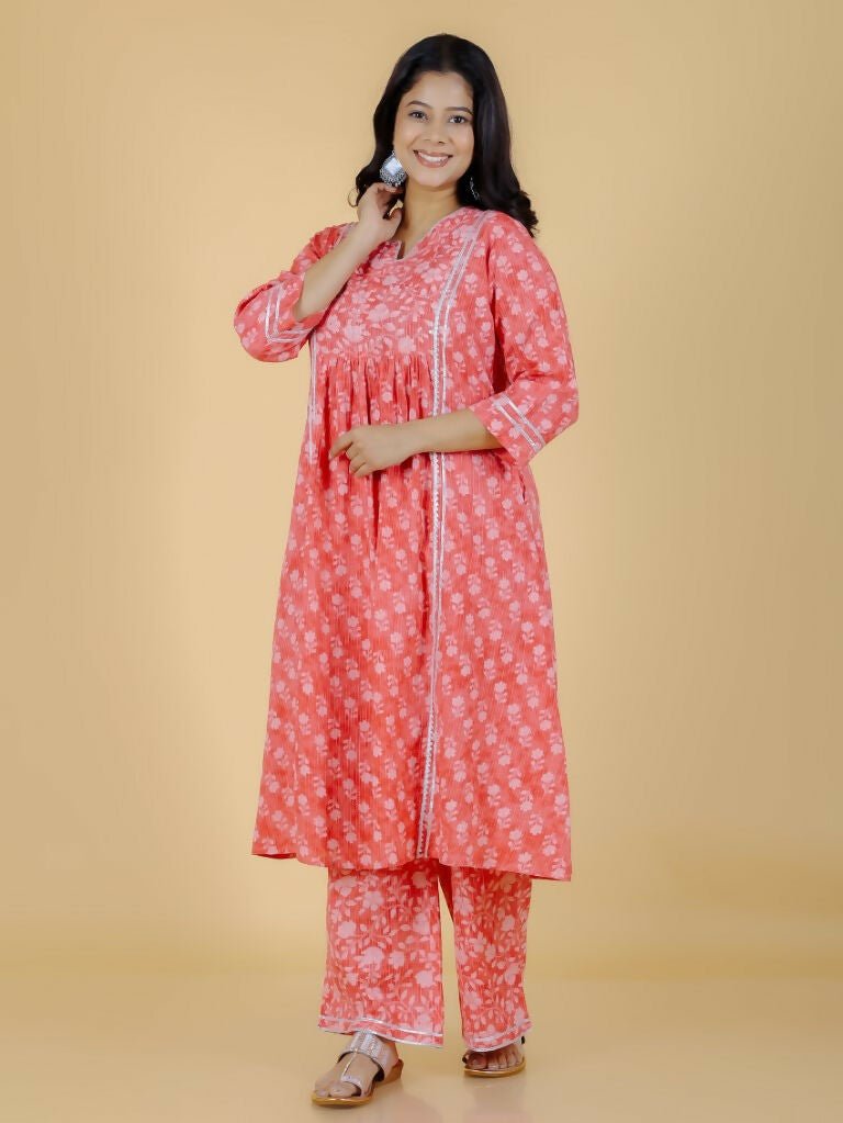 Aramya Pink Kantha Cotton Floral Panelled Kurta for Women | Grocsy