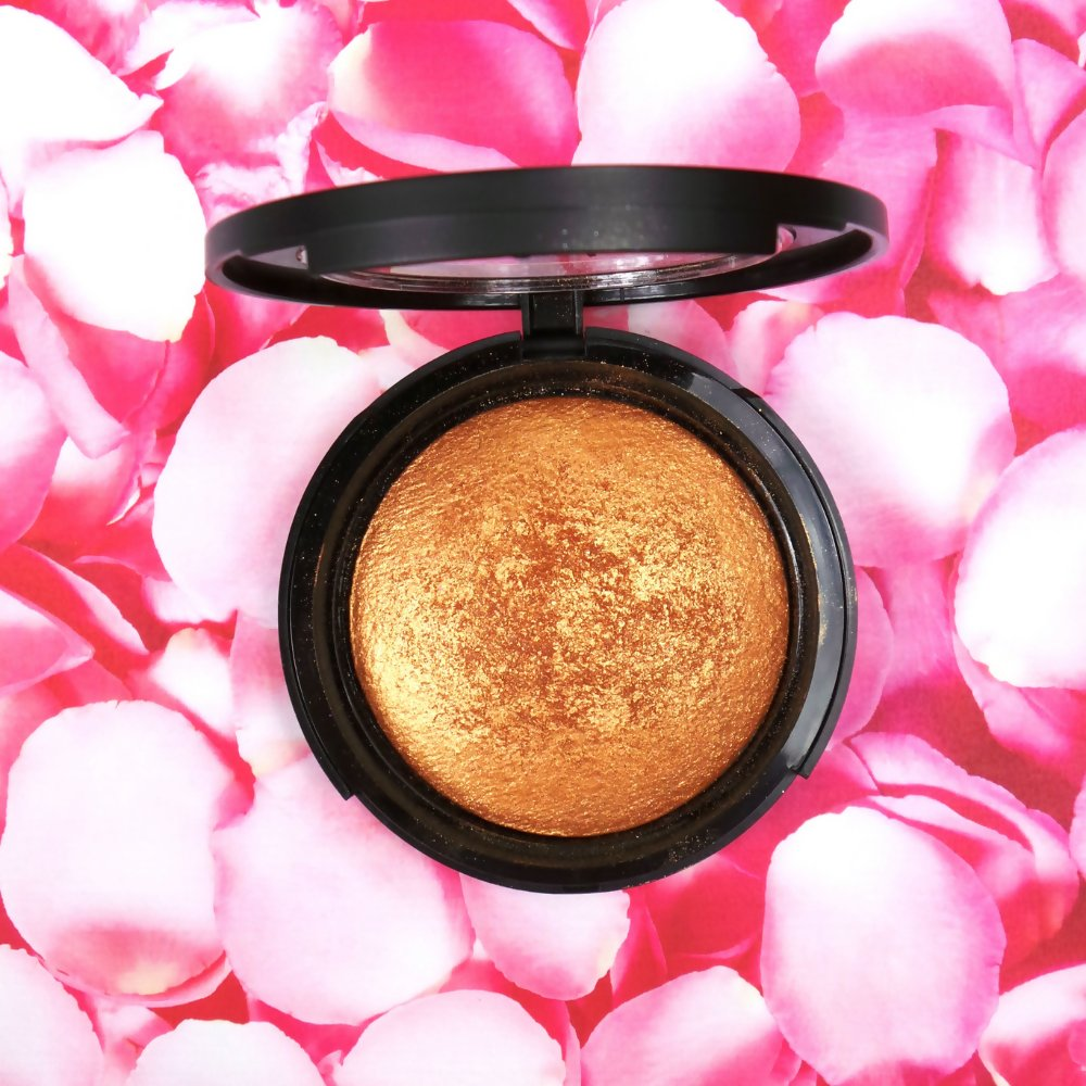 Rude Cosmetics Baked Highlighter Shimmer - Queens Glow | Grocsy