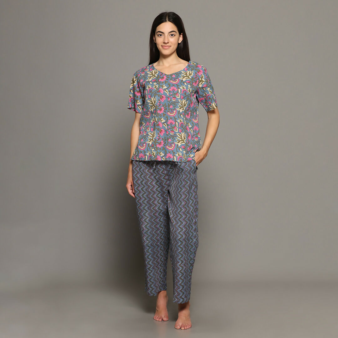 Breathables Women Cotton Printed Loungewear Kurta And Pants Co-Ord Set With Crop Top Grey I Nightwear | Grocsy