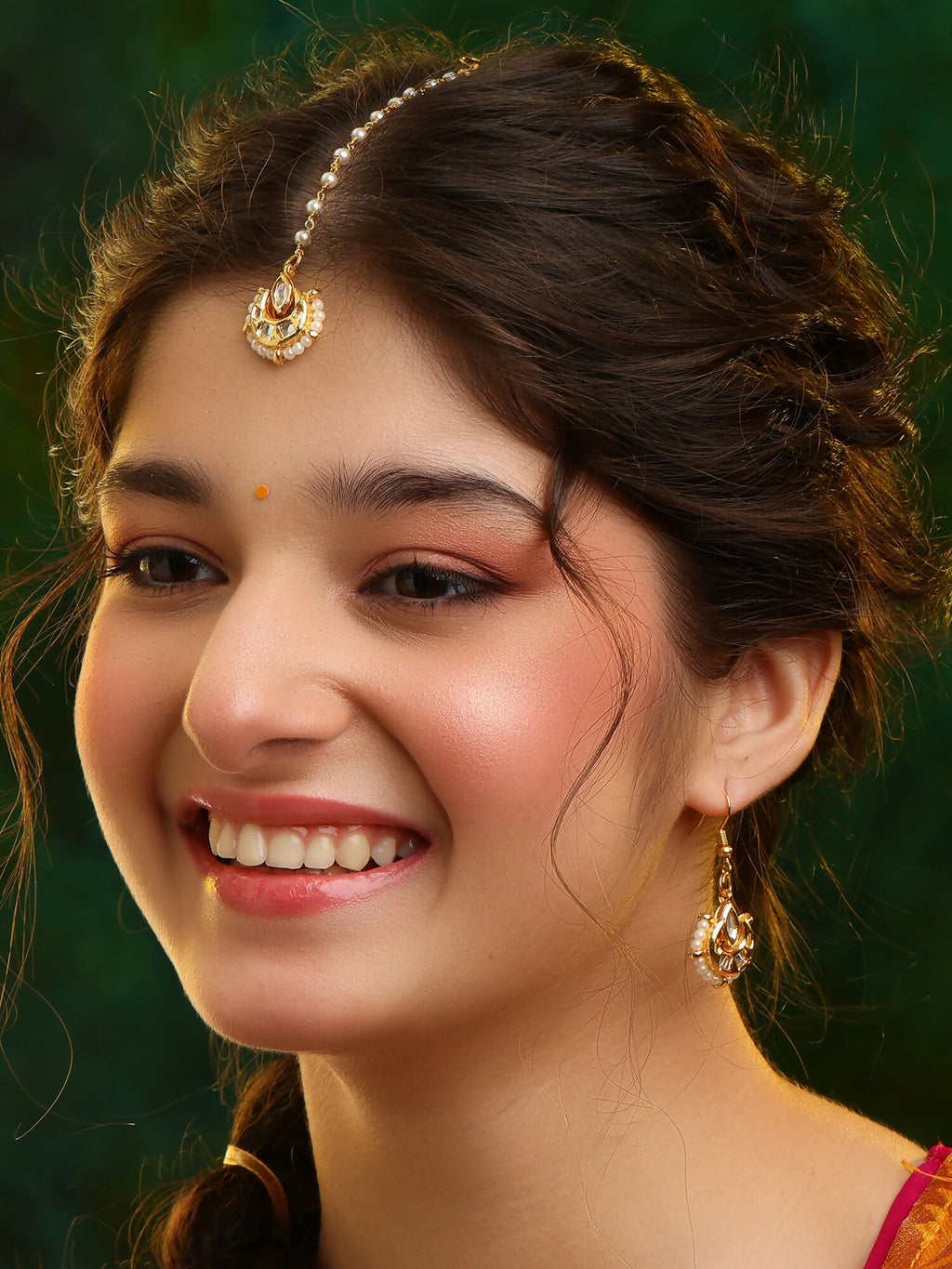Ruby Raang Kundan Maang Tikka With Earrings | Grocsy