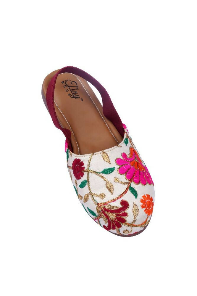 Tiny Bugs Girls Embroidered Strap Ethnic Jutis-Beige | Grocsy