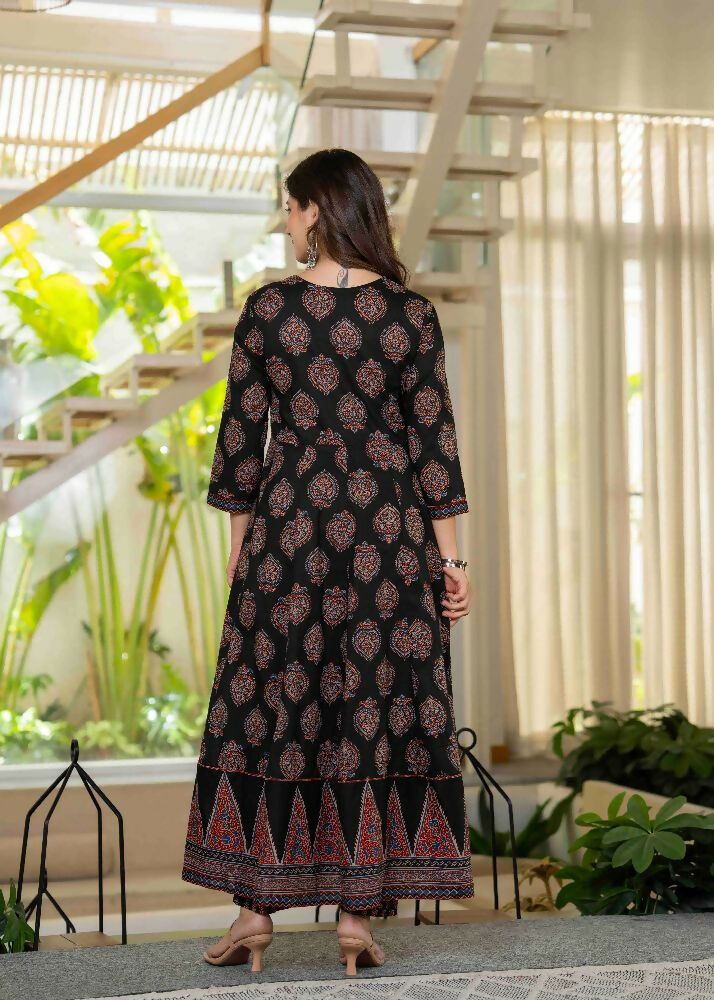 Jaimini Women Cotton Printed Round Neck 3/4 Sleeves Calf Length Flared Kurta Pant And Dupatta Set | Grocsy