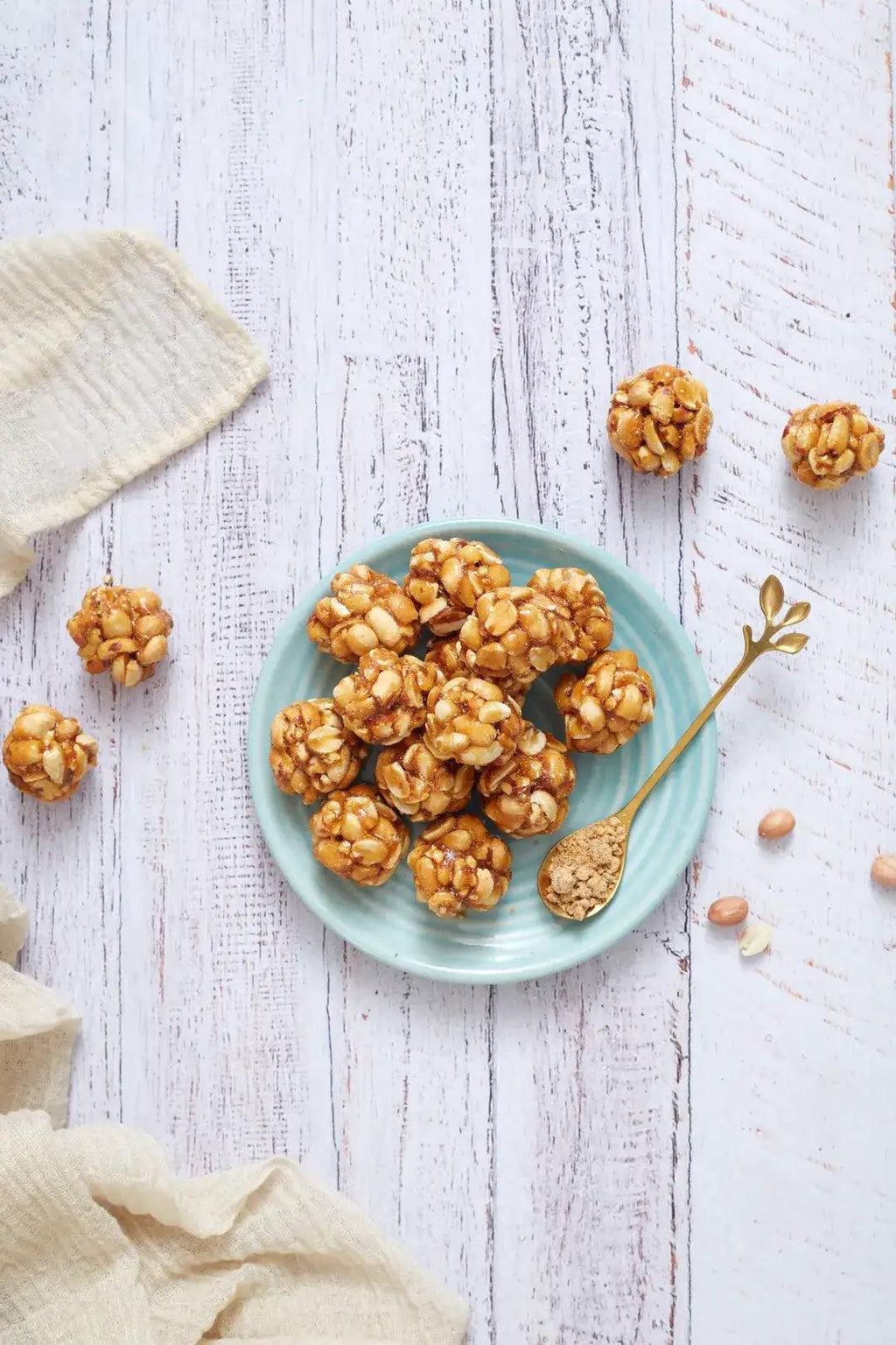 Sattur Mittai Kadai Groundnut Chikki Balls | Grocsy