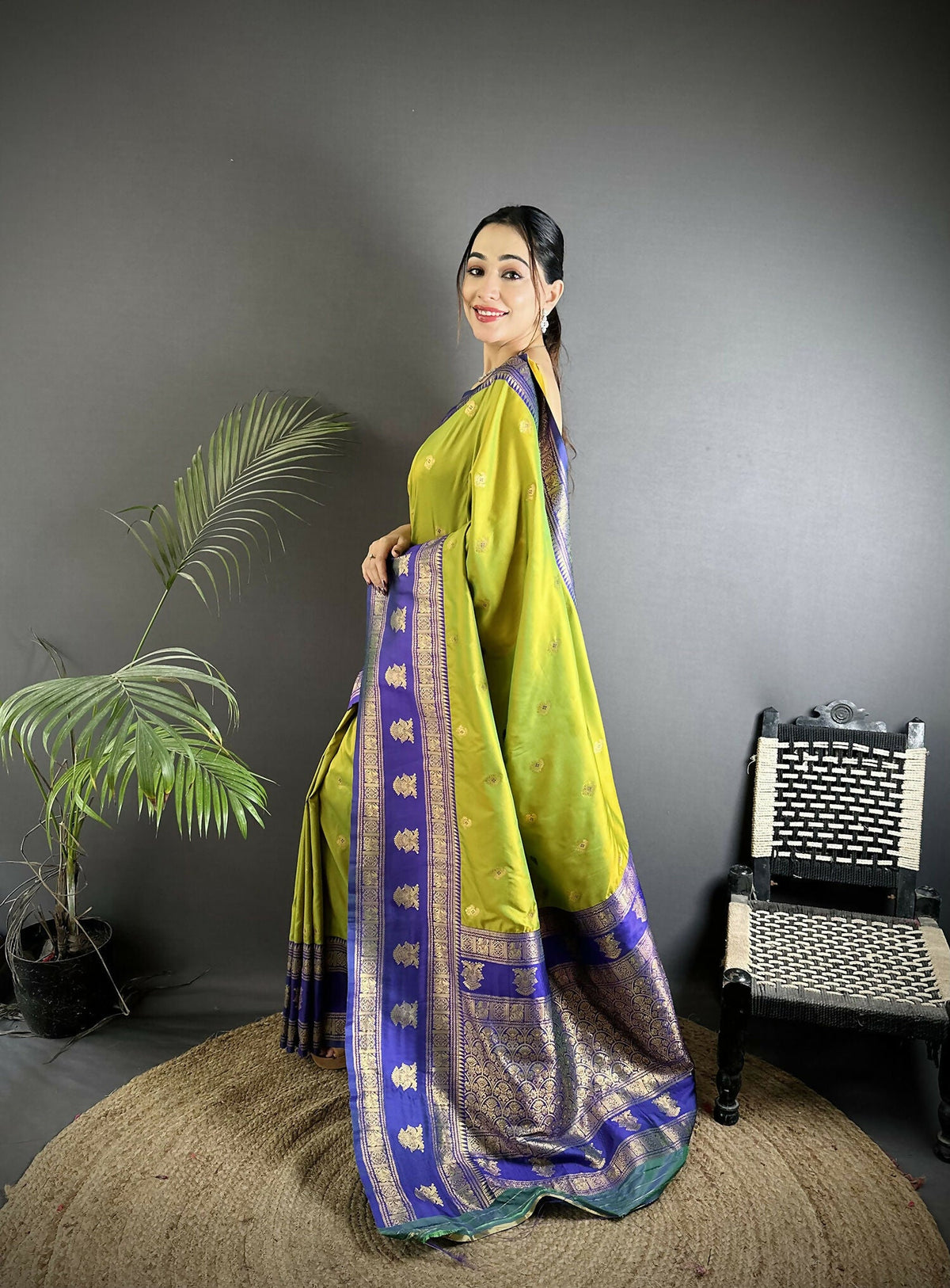 Joban Fashion Green Banarasi Soft Silk Woven Butti Saree | Grocsy