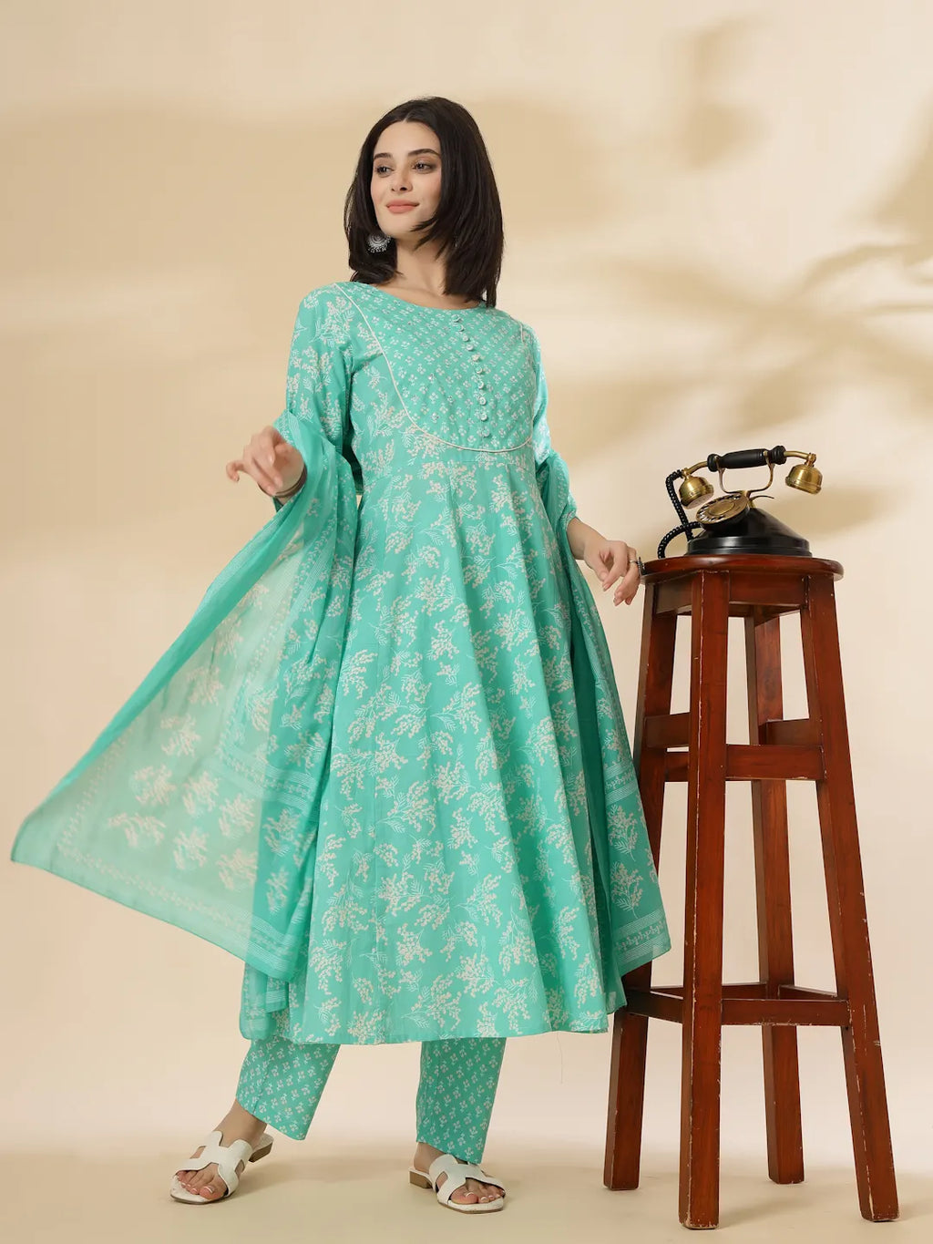 Yufta Sea Green Pure Cotton Anarkali Dupatta Pant Set | Grocsy