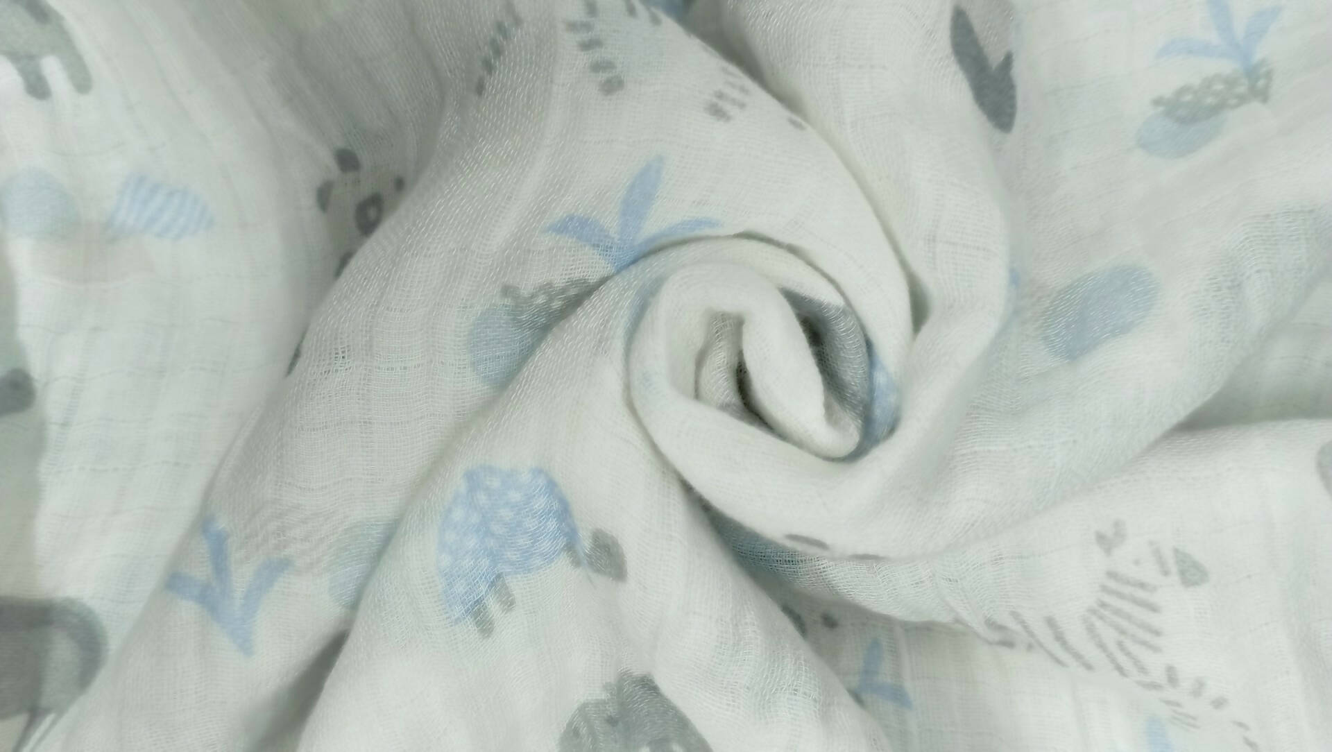 Kindermum Organic Cotton Muslin Swaddle Blanket 100 Cm X 100 Cm - Set Of 2 - Jungle Safari And Tiny Animals | Grocsy