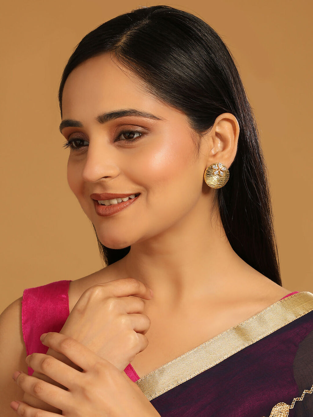 Nuyug 22K Gold-Plated Floral Motif Stud Earrings | Grocsy