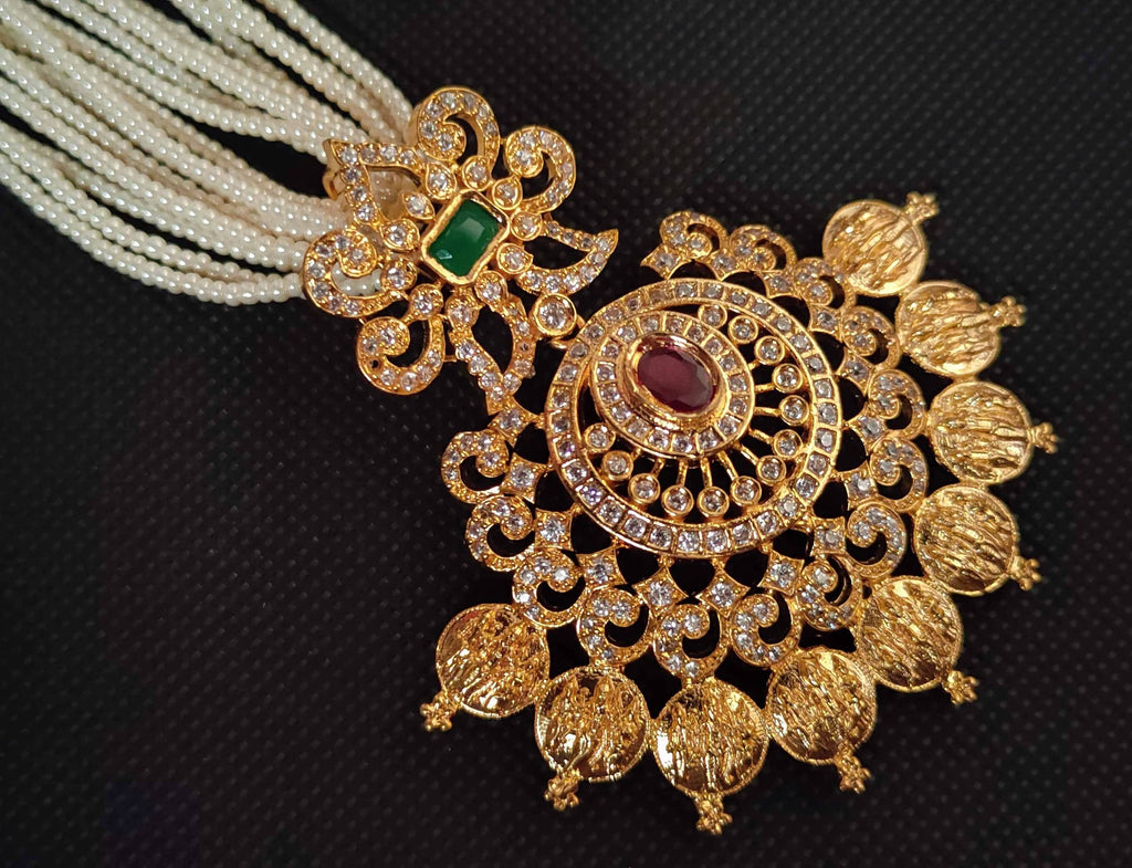 Multicolor Temple Pendant necklace | Grocsy