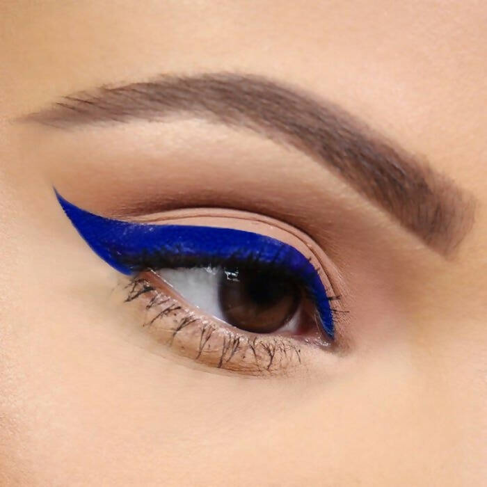 Favon Music Flower Pack Of Black and Blue Gel Eyeliners | Grocsy