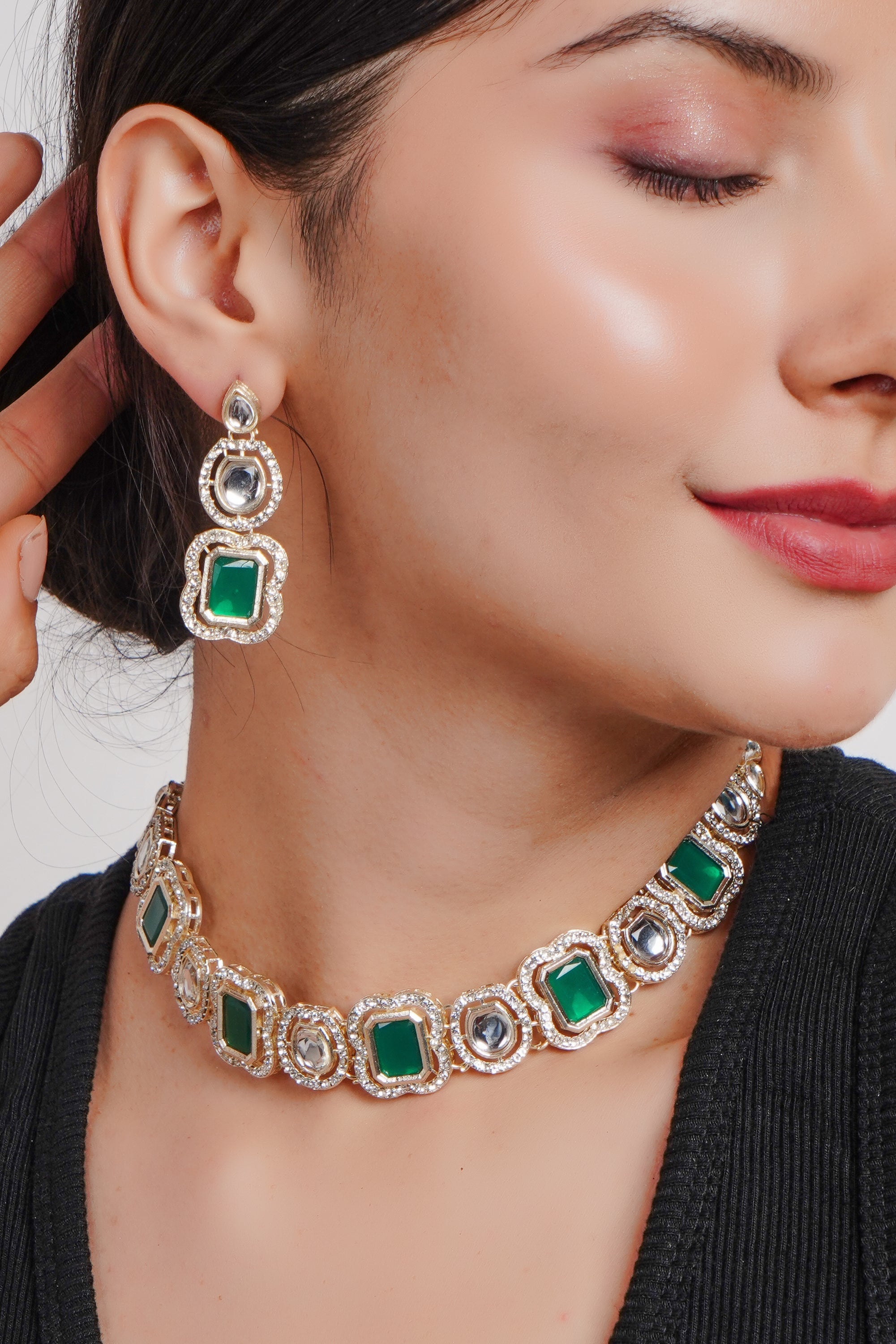 Divisha Alloy Gold-plated Green Jewellery Set | Grocsy