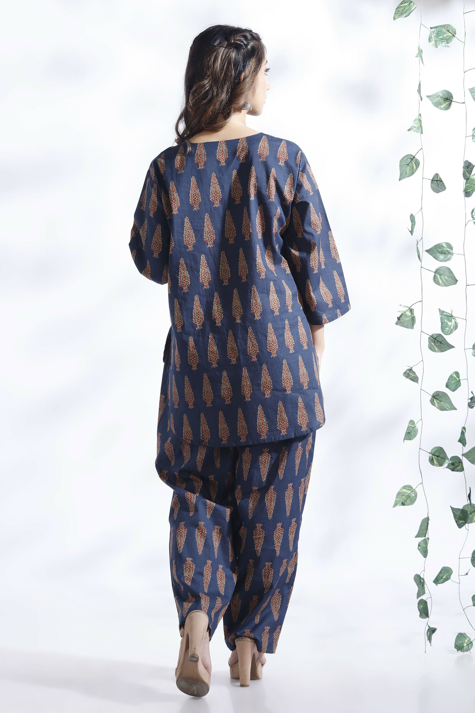 Breathables Blue Butta Cotton Kurta & Pant Co-Ord Set | Grocsy