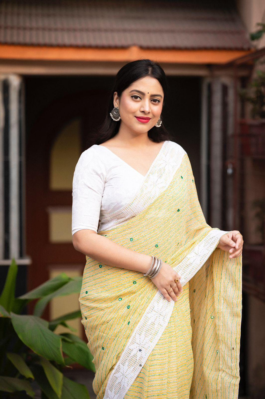 Lemon Poly Georgette Ethnic Motifs Saree with Unstitched Blouse - A2M | Grocsy