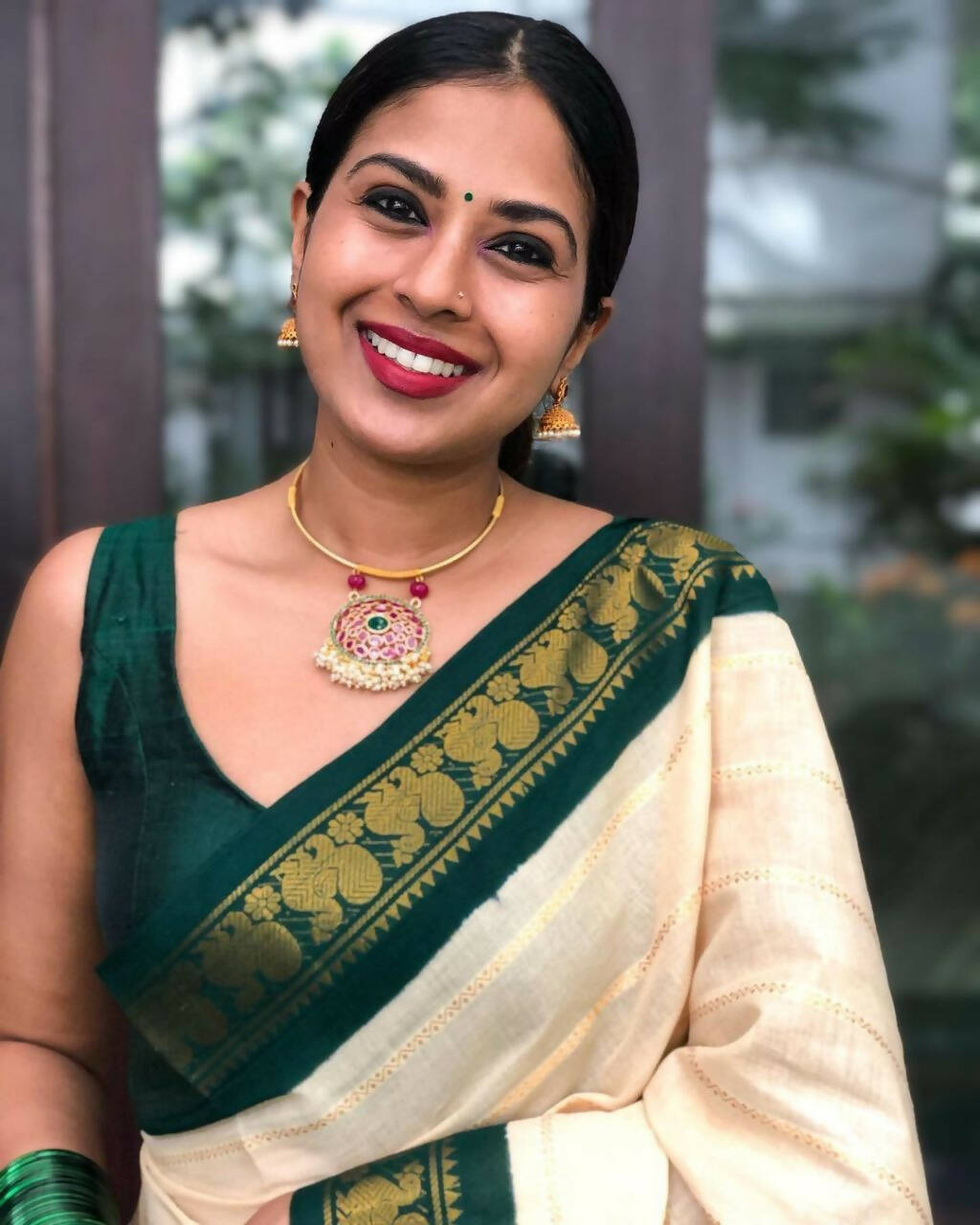 DEIANA'S Beautiful Designer Golden zari Soft Lichi Silk Saree - White | Grocsy