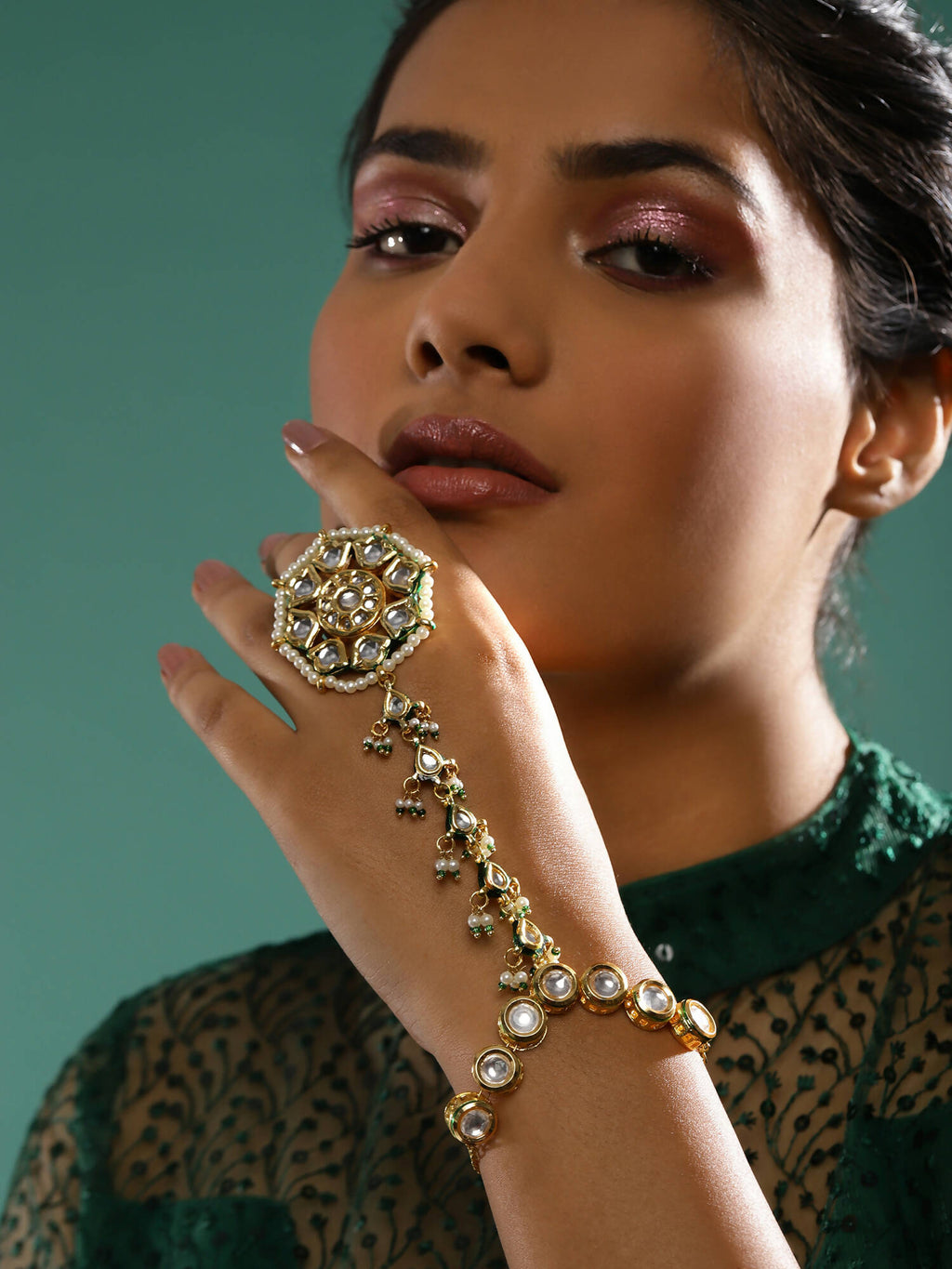 Women's Gold-Toned White Brass Kundan Gold-Polished Link Bracelet - Ruby Raang | Grocsy