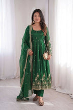 Teeya Creation Womens New Latest Trendy Elegant Green Embroidered Anarkali Suit Set with Scalloped Dupatta | Grocsy