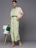 Ahalyaa Off White & Green Zig Zag Print Basic Jumpsuit | Grocsy