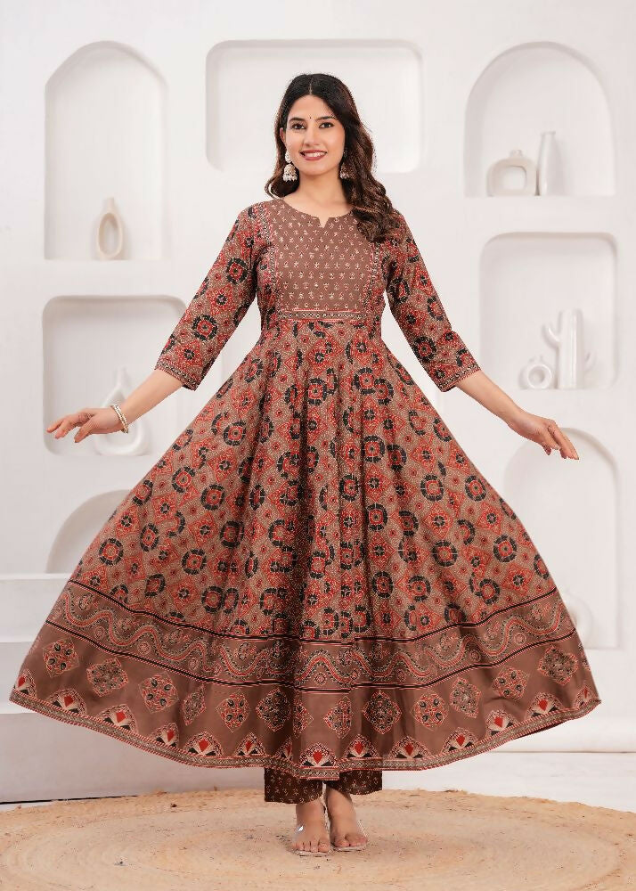 Jaimini Women Cotton Printed Round Neck Calf Length Flared Kurta Pant And Dupatta Set | Grocsy