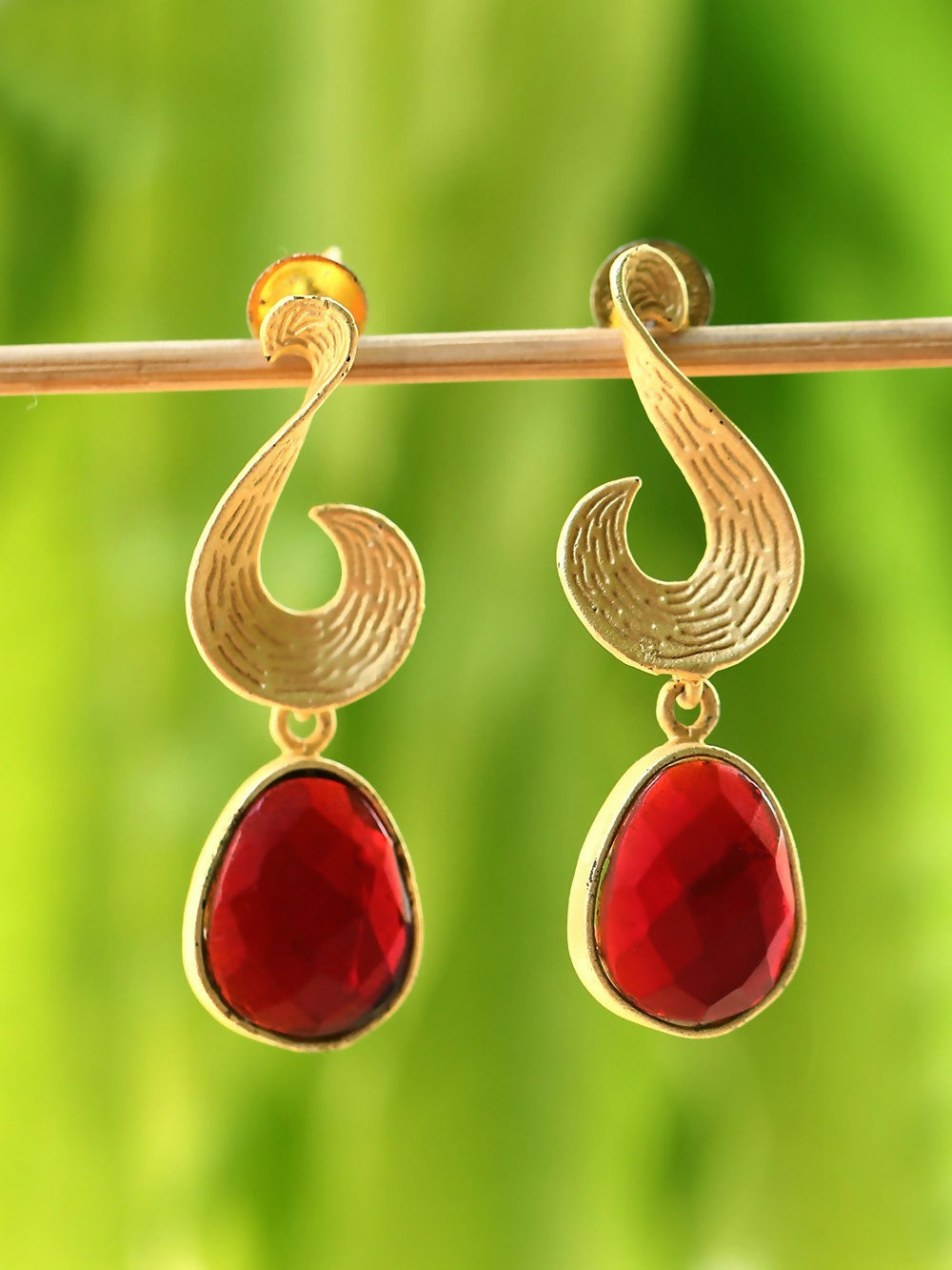 Joban Fashion Women Red Stone Matte Gold Earrings | Grocsy