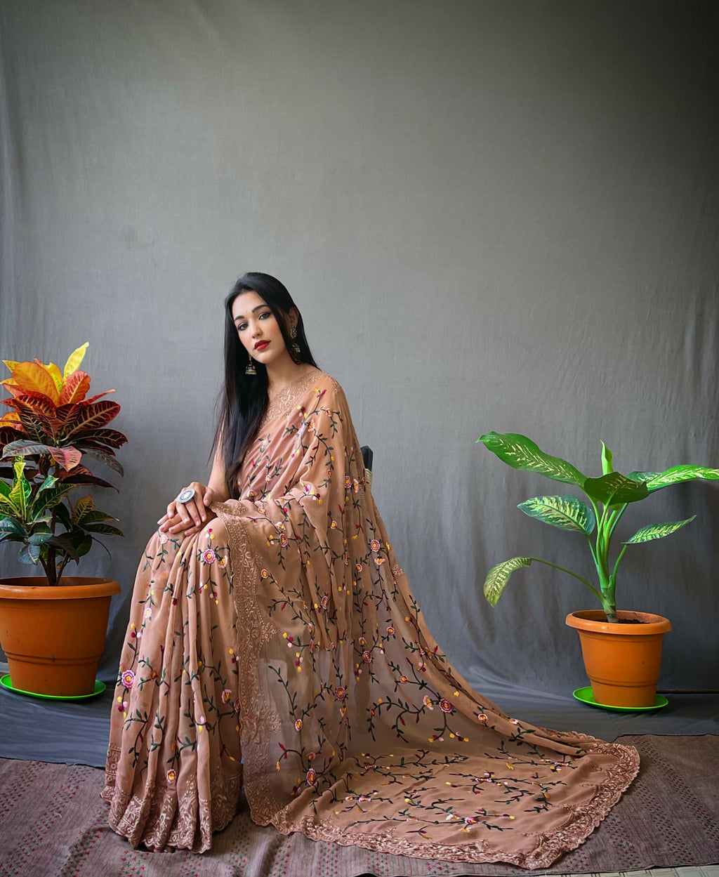 Vamsee Pearl 1 Brown Georgette Saree | Grocsy