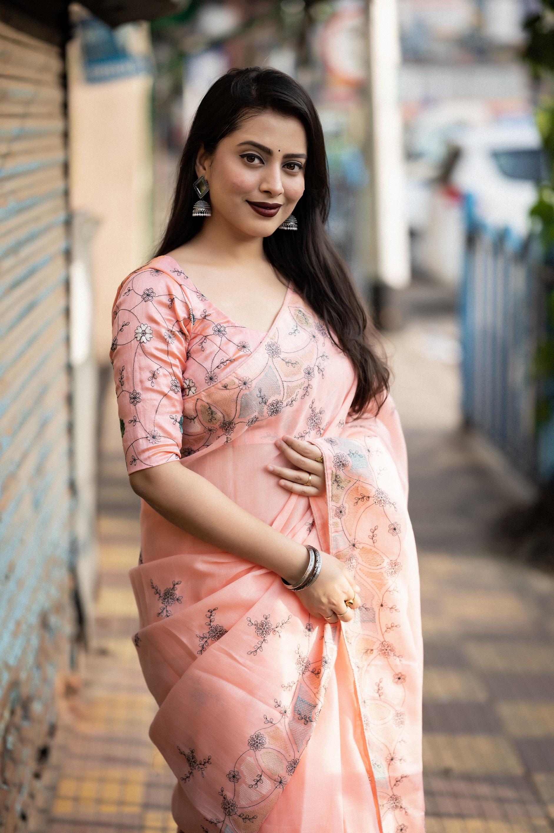 Pink Pure Linen Ethnic Motifs Saree with Unstitched Blouse - Hiral Fashion | Grocsy