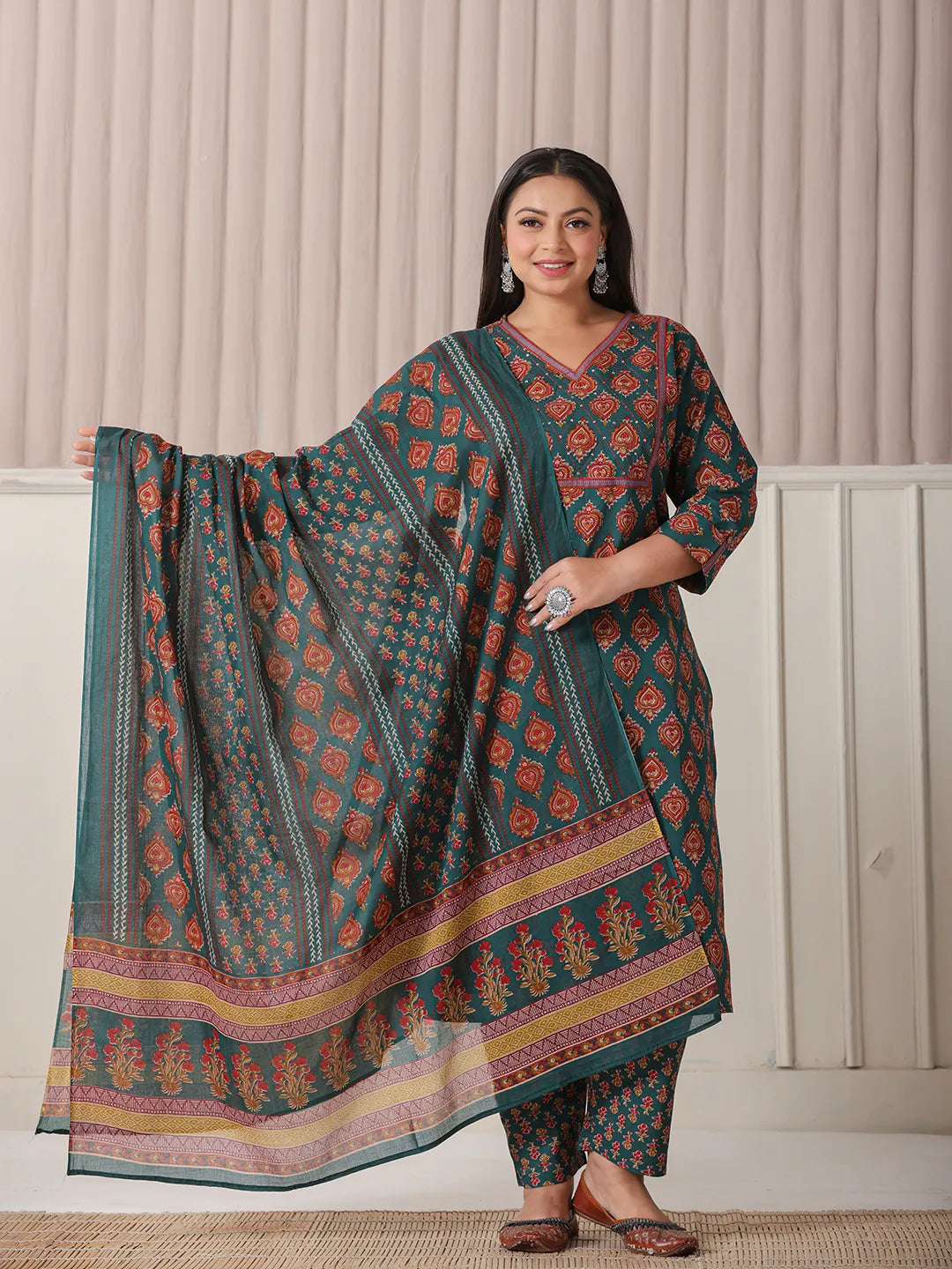 Yufta Teal Green Pure Cotton Sequins-Cutdana Work Kurta Dupatta Pant Set | Grocsy