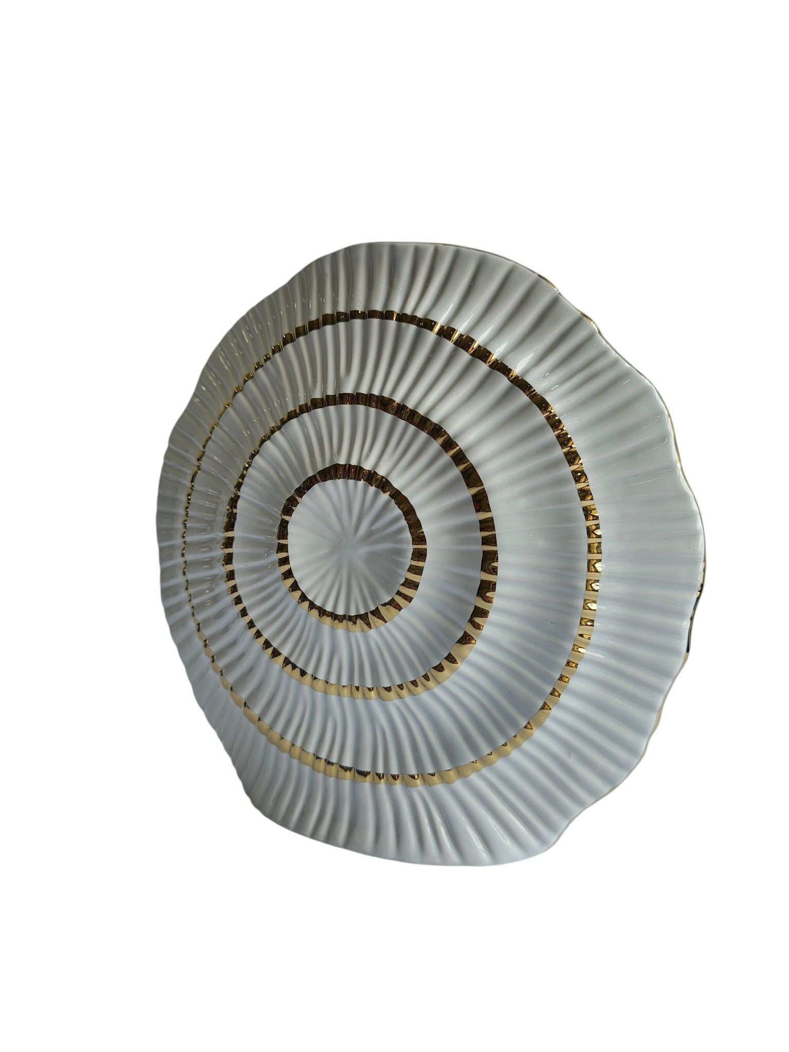 Sun Mun Decors White & Golden Shell Shaped Vase | Grocsy