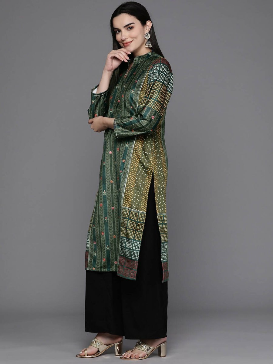 Ahalyaa Women Printed Gotta Patti Velvet Kurta - Green Color | Grocsy