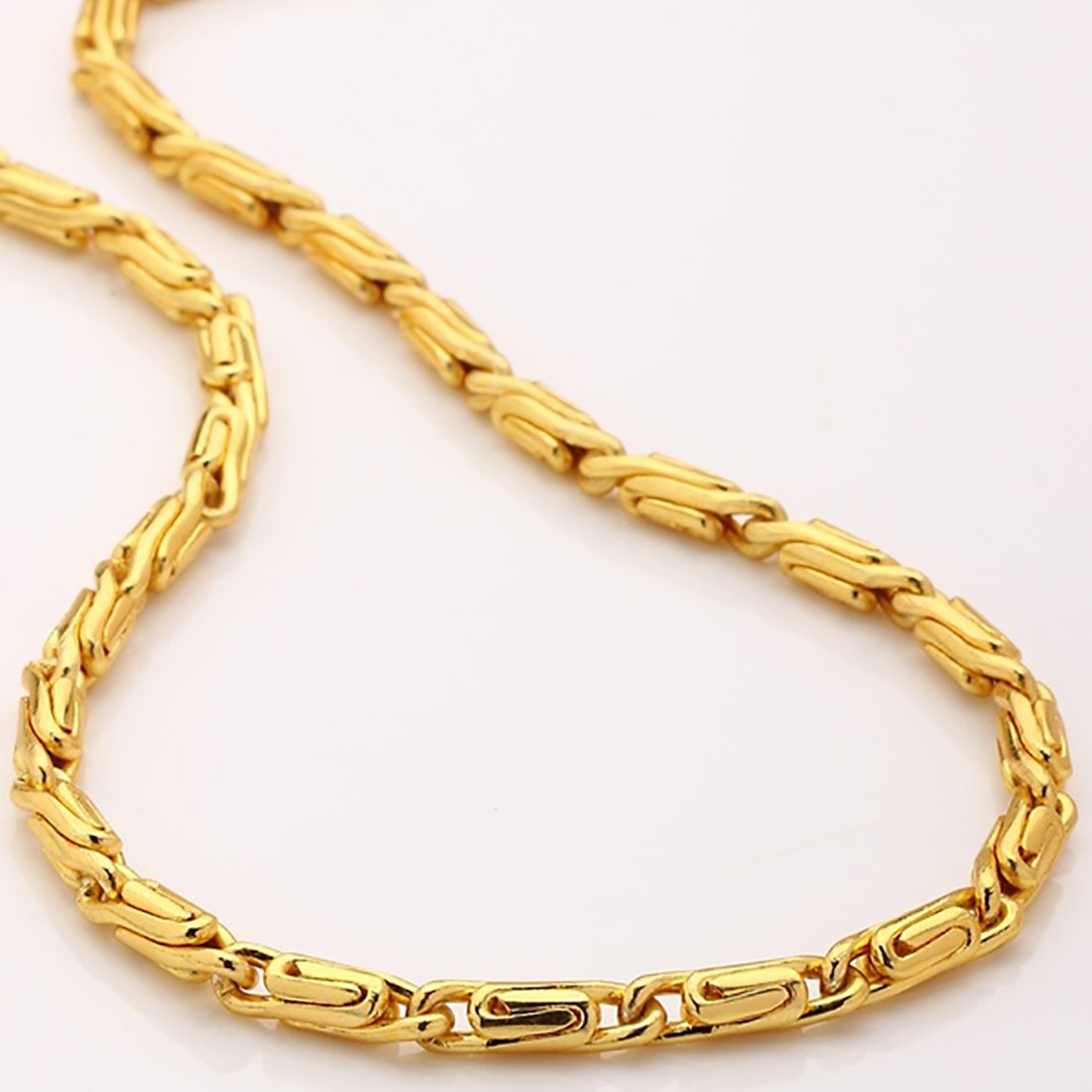 Gold-Polished Alloy Heavy Deisgn Unisex Chain - The Pari | Grocsy