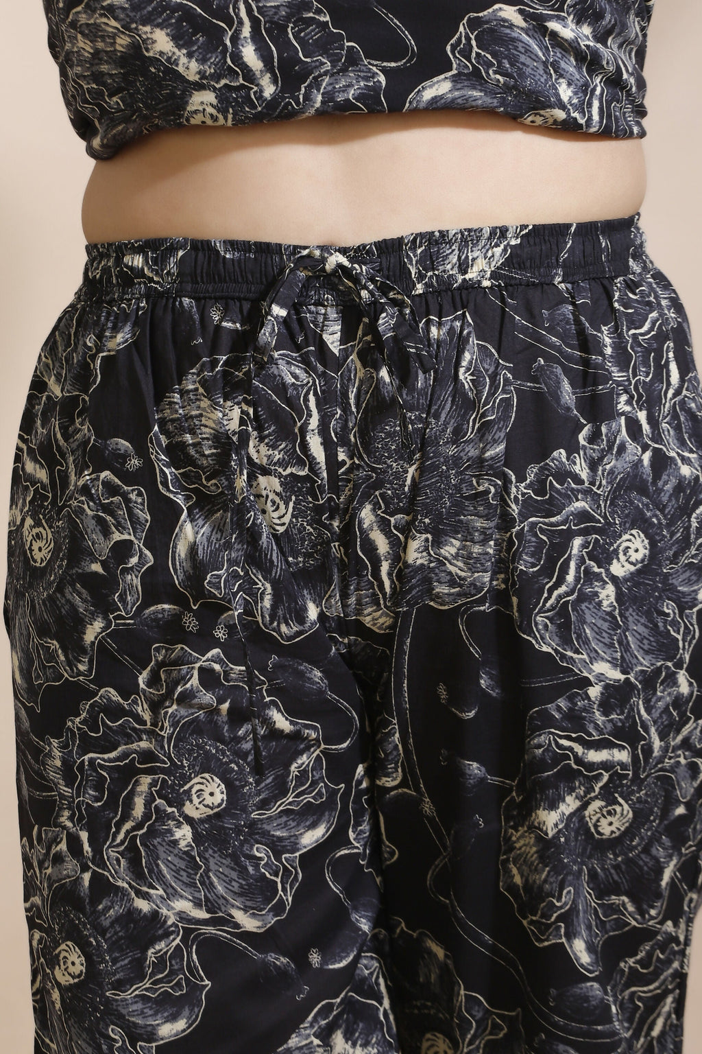 Breathables Floral Cotton Co-Ord Set – Black | Grocsy