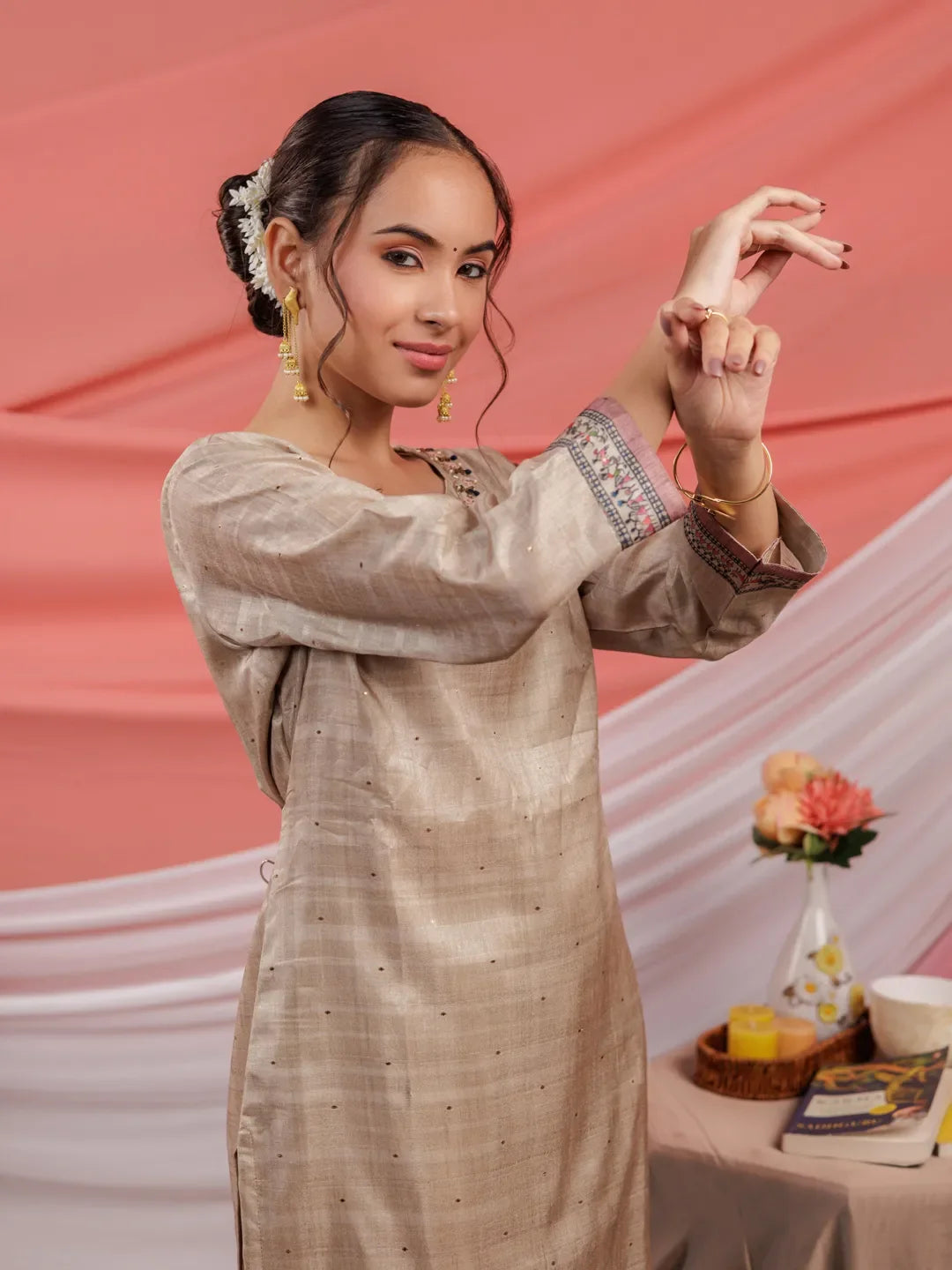 Yufta Tussar Silk Beige Kurta Dupatta Set | Grocsy