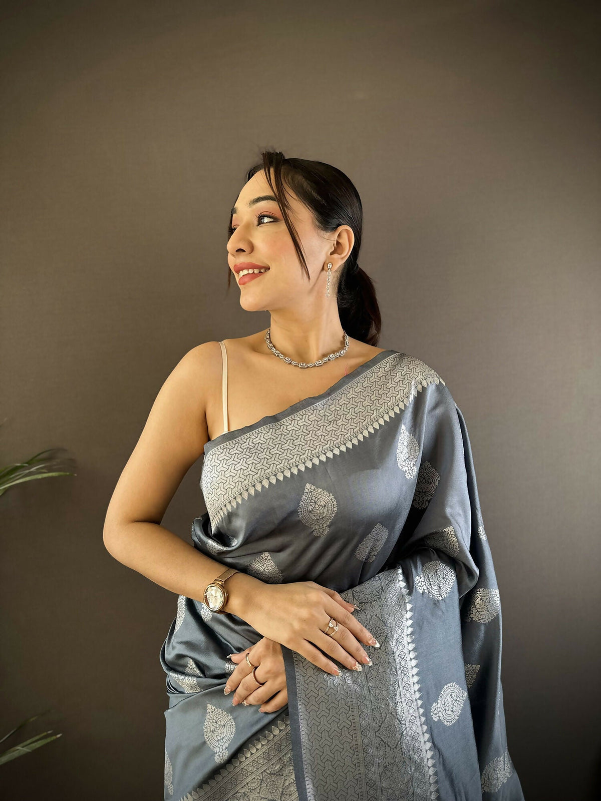 Joban Fashion Grey Floral Motifs Soft Silk Banarasi Saree | Grocsy