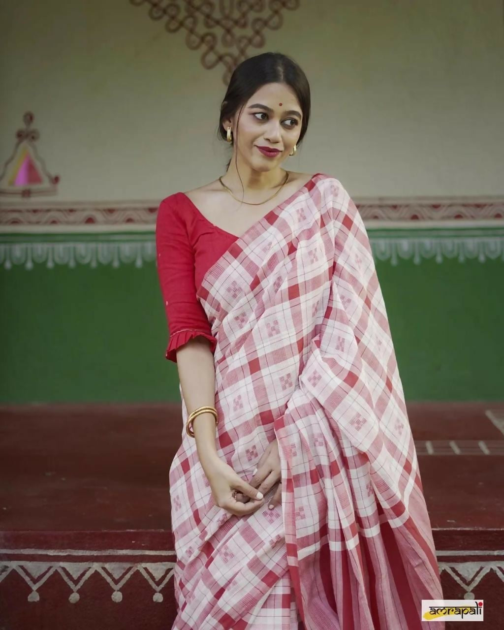 Exclusive Collection Beautiful Check Red Pure Cotton Woven Handloom Saree With Running Blouse Piece | Grocsy