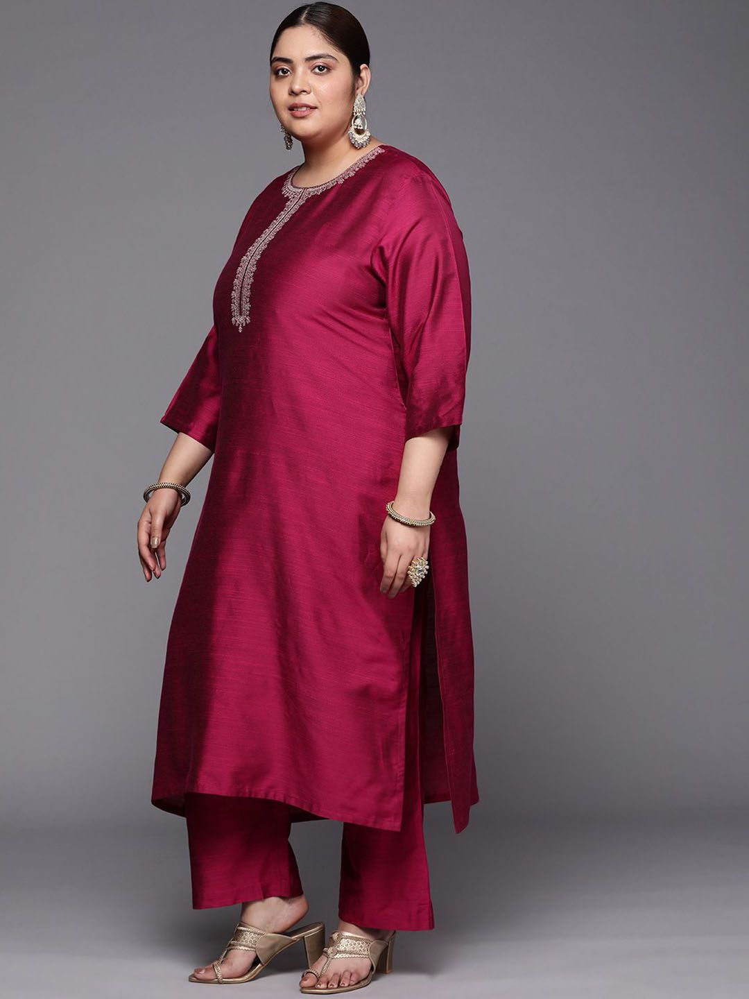 Sztori Plus Size Floral Embroidered Straight Kurta & Trousers With Dupatta | Grocsy