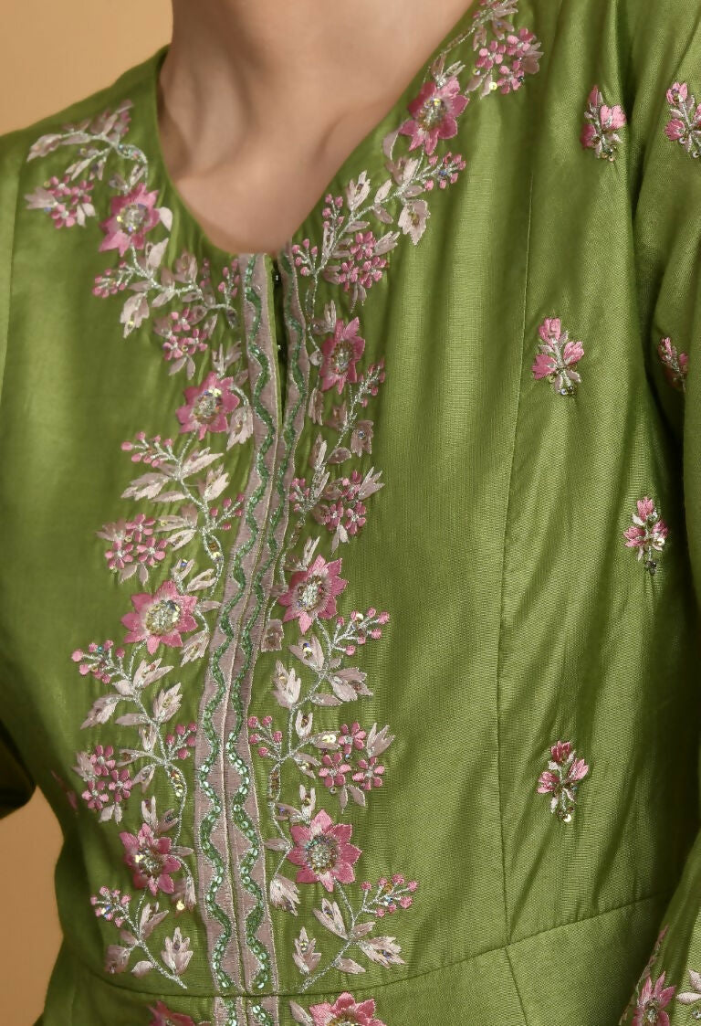 Joban Fashion Green Chanderi Kurta Set | Grocsy