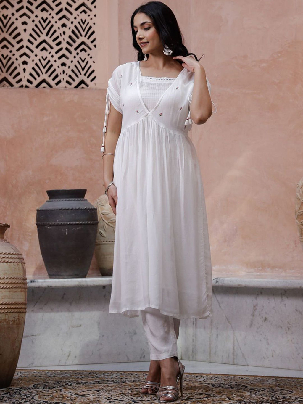 Sangria Floral Embroidered Thread Work Kurta with Trouser | Grocsy