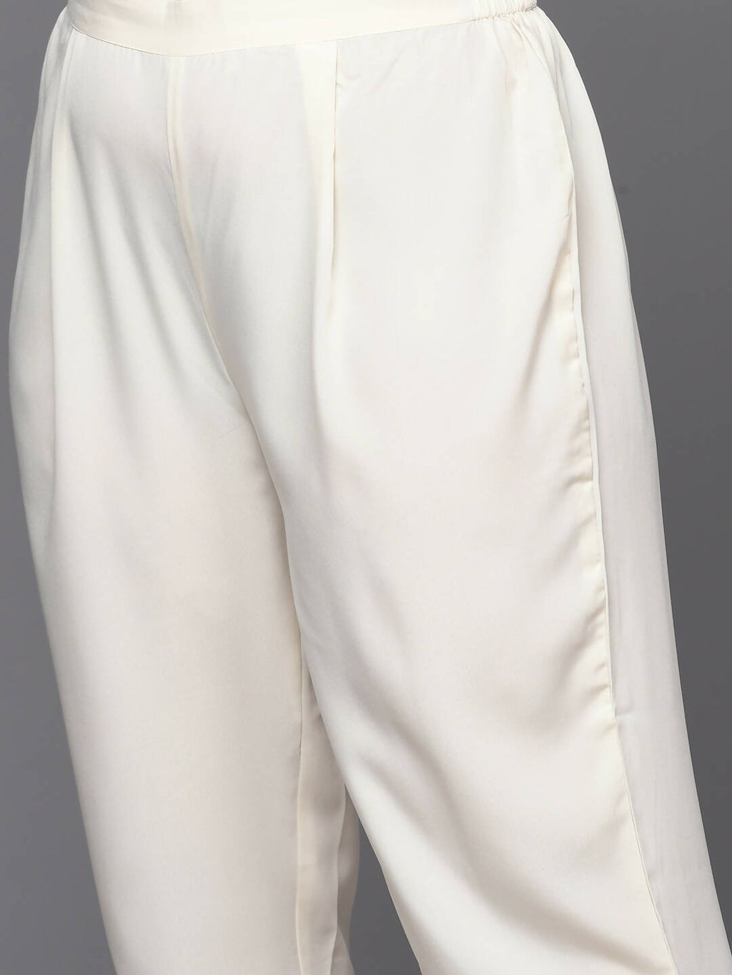 Ahalyaa Women's Traditional wear Kurta Set - Off White | Grocsy