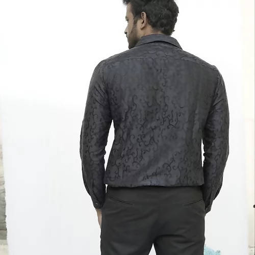 Diva Globe Black Lapel Collar Shirt | Grocsy