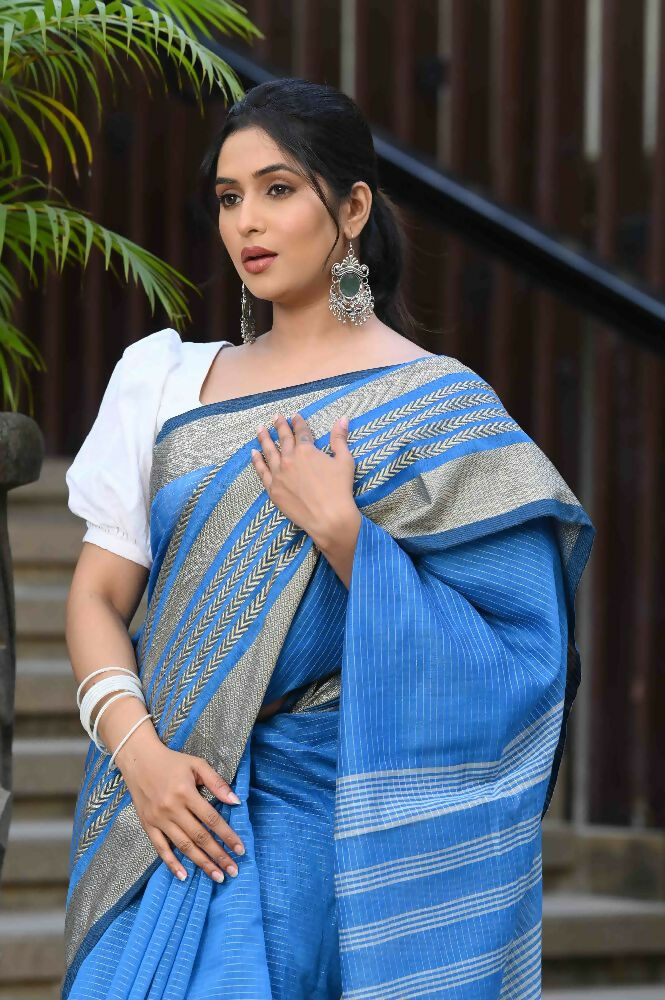 Beatitude Blue Cotton Handloom Saree | Grocsy
