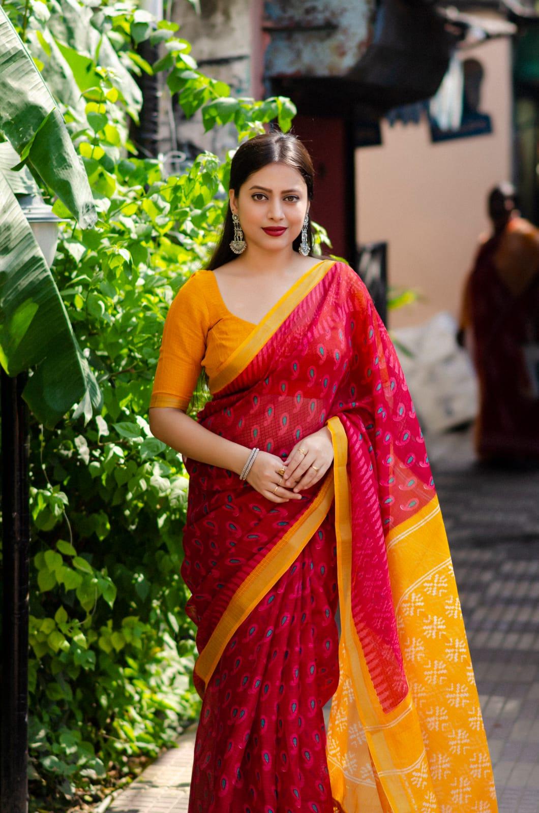 Light Red Polycotton Ethnic Motifs Saree with Unstitched Blouse - Hiral Fashion | Grocsy