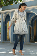 Juniper Women's White & Black Cambric Floral Printed Tunic | Grocsy