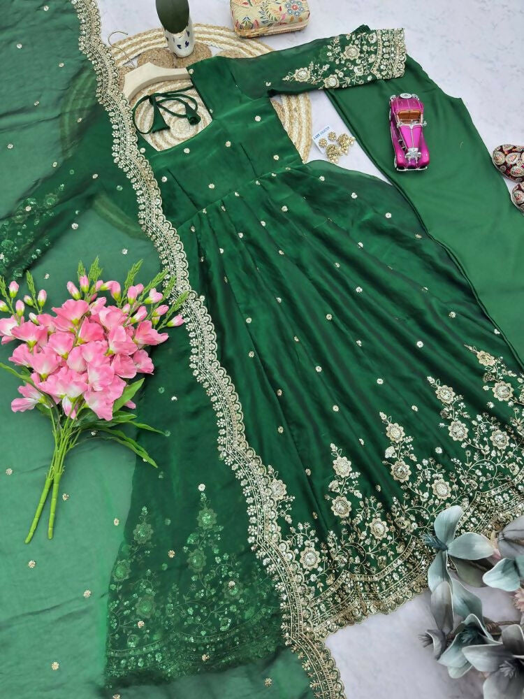 Teeya Creation Womens New Latest Trendy Elegant Green Embroidered Anarkali Suit Set with Scalloped Dupatta | Grocsy