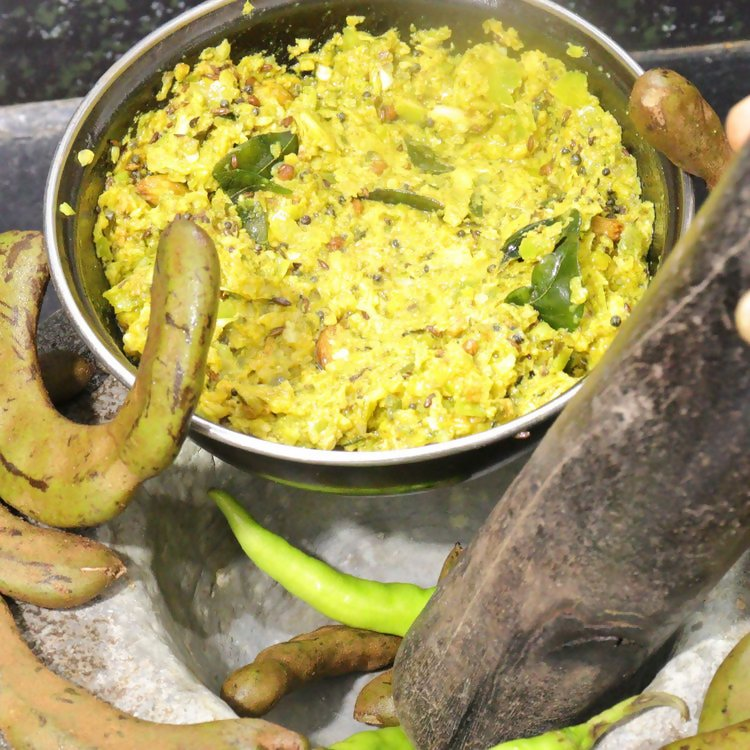 Priya Green Tamarind Pickle Without Garlic | Grocsy