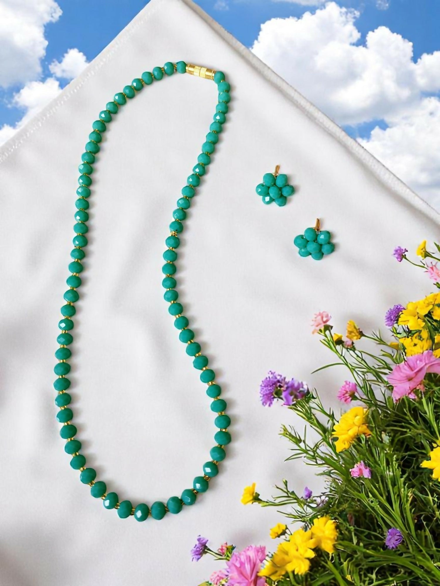 Inhanns Crystal Bloom – Single Line Necklace + Studs - Sea Green | Grocsy